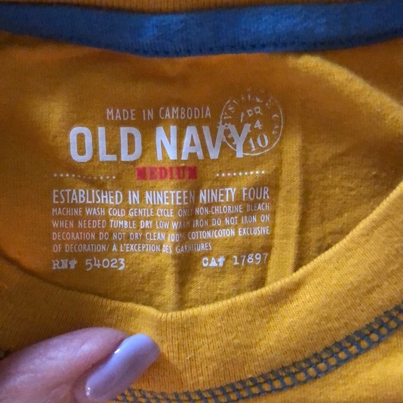 New Boys Old Navy Long Sleeve Baseball Tee - Picture 4 of 4